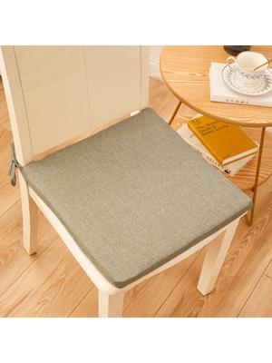 A Square Cotton Seat Cushion Suitable for Living Rooms and Offices
