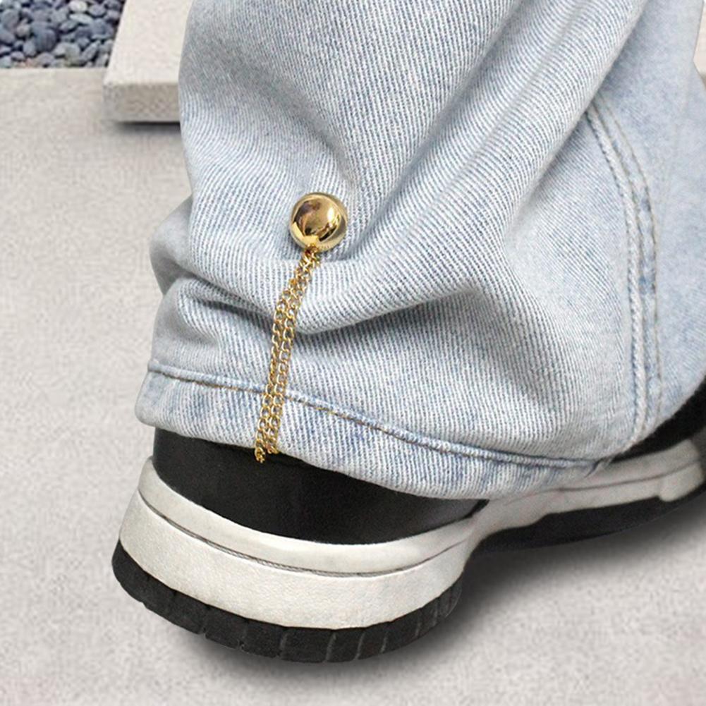 4 Pcs Magnetic Clothing Clips Multi-Function Pinless Brooch Shawl Clips Strong Magnetic Buckle With Chain For Women Clothes