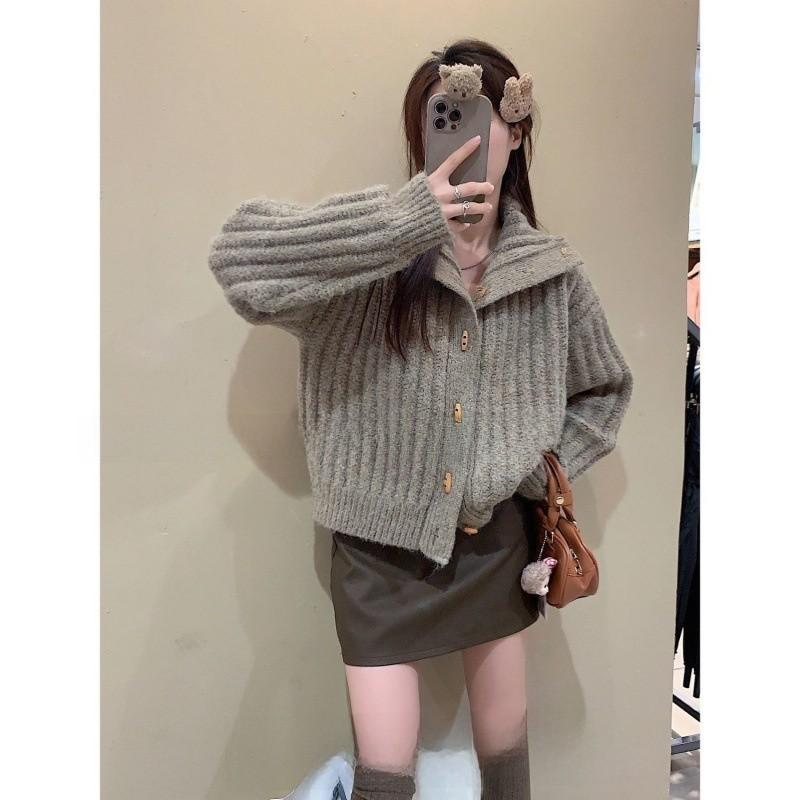 Sweater For Women With Stand Collar And Knitted Design For Fall Casual Wear