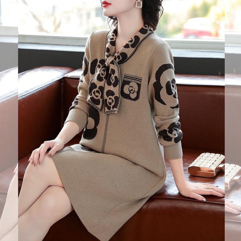 

Elegant Mid-Aged Women s Floral Knit Dress 3XL