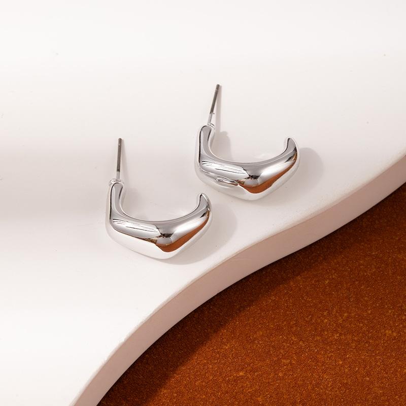High-End Leichter Luxus Textur Blatt Ohrringe Metall Wind Personalisiert Dreidimensional Ccb Mehrschichtig Übertrieben Mehrschichtig Blume Ohrringe