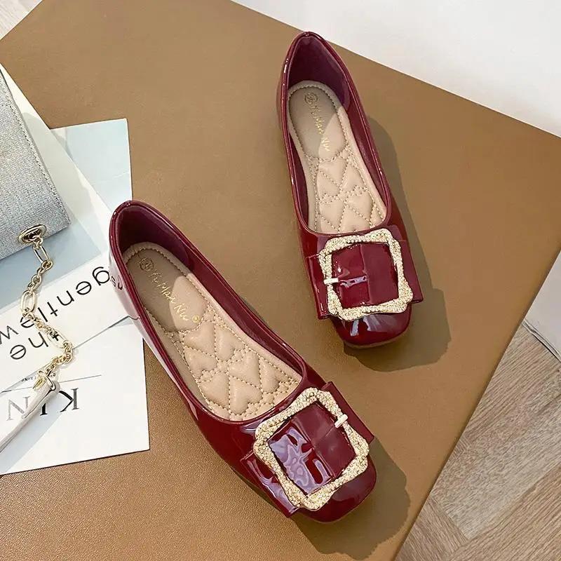 Fashion Low Heel Elegant Shoes for Women Party Moccasins Leather Casual Black Woman Flats Young Cheap Clearance Lastest Fashionable Chic