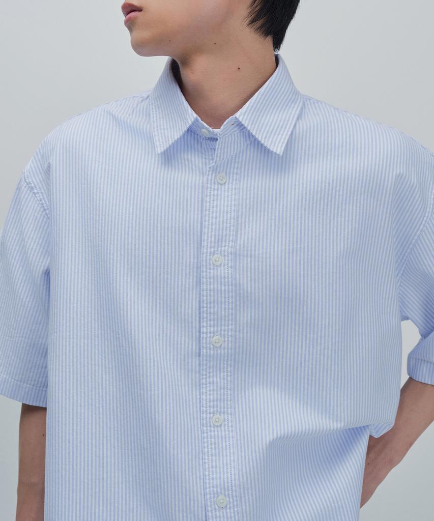 MUSINSA STANDARD Striped Oversized Oxford Short Sleeve Shirt [Sky Blue Stripe]