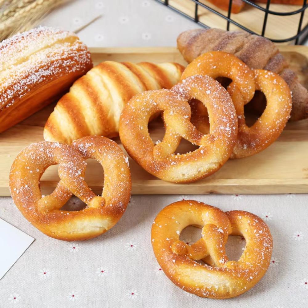Toys Kids Childrens Artificial Bread Simulation Squeeze Toy Stress Relief Slow Rising Small Toast Sensory Fidget for Anxiety ADHD Adult