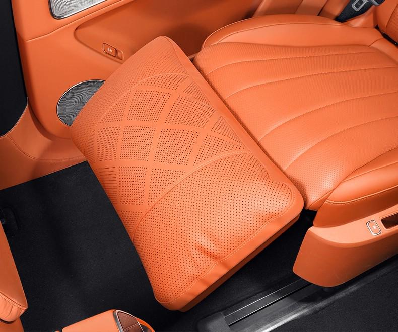 AITO Leg Rest & Back Cushion: Comfortable Support for Car Seats