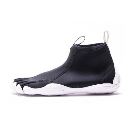 V-Neo Trekking Boots
