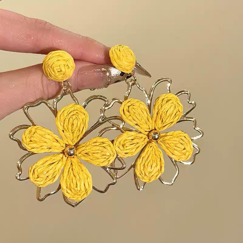 Silberne Nadel Strass Blume Quaste Brautohrringe, Vielseitige Ohrstecker für Damenmode.