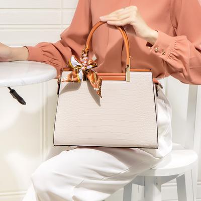 Mother's Day Gift: 2024 New Model Handbag for Mothers, Elegant and Classy Crossbody Bag for Middle-aged Mothers-in-law