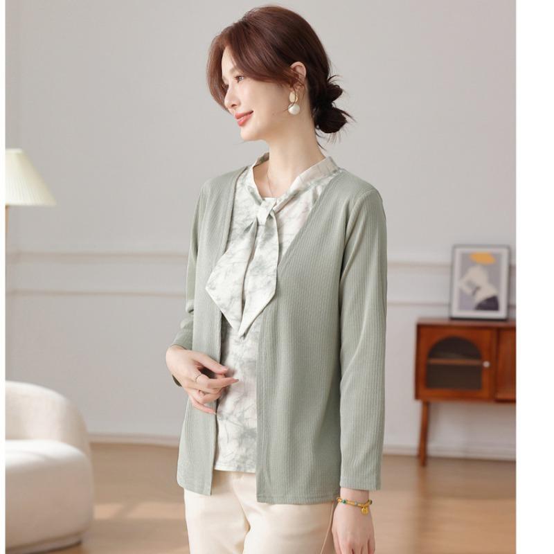 Mom's Spring and Autumn Clothes New Fake Two-piece Top Fashion Middle and Old Women's Clothing Temperament Long-sleeved Bottoming Shirt Women