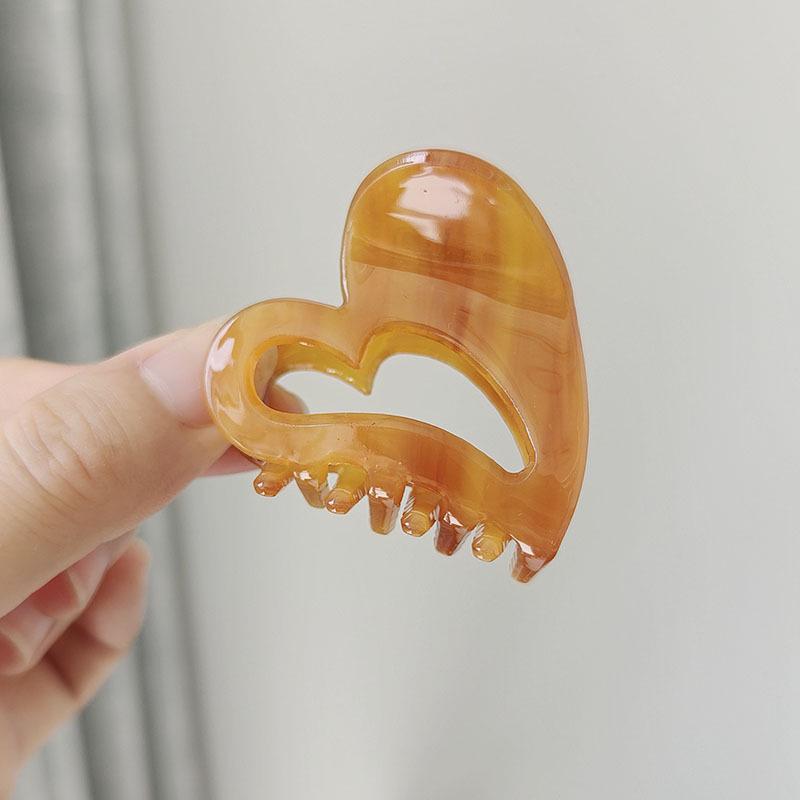 Heart-Shaped High-End Leopard Print Hair Claw Clip for Women - Small Acetate Temperament Ponytail Accessory