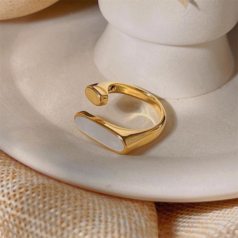 

Adjustable High-End Geometric Open Ring with Non-Fading Color Retention Adjustable Open