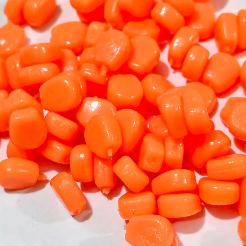 Černá Měkká Kukuřičná Peleta Potápivá Nástraha pro Rybolov Kaprů, Cejnů a Amurů