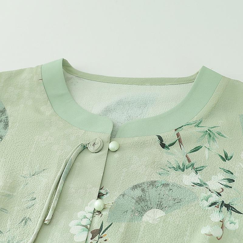 2026 Chinese-Style Two-Piece Set for Grandma: Lightweight Summer Outfit with Seven-Sleeve Top for Moms