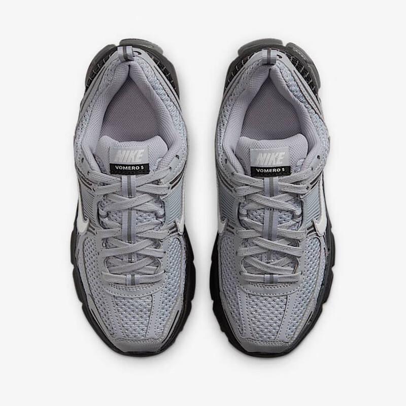 Nike Women's Vomero 5 Running Shoes