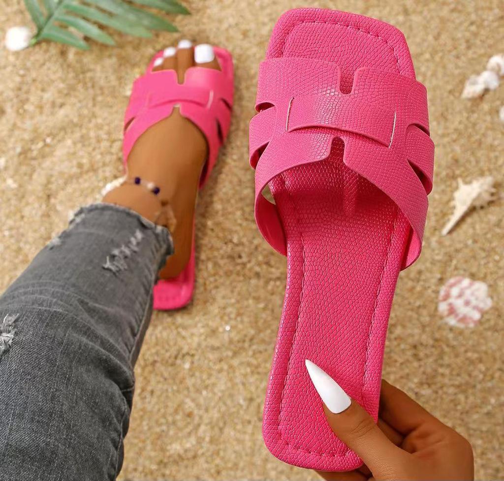 Fashion White Flat Slippers for Women Summer Design Soft Non-slip Slippers Braided Open Toe Square Head Outdoor Beach Slippers Woman