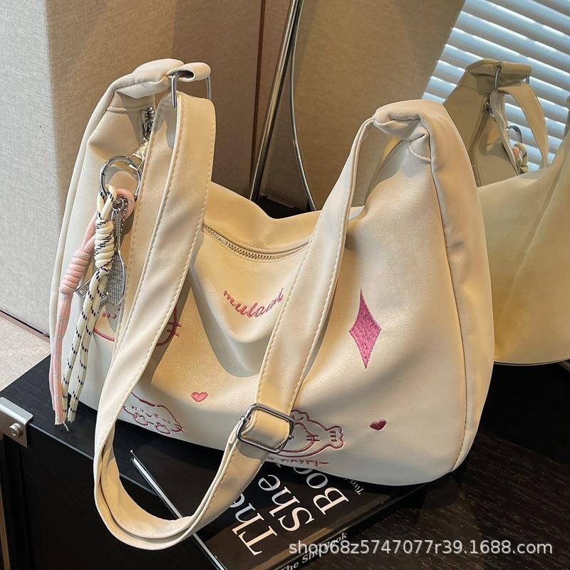 2025 New Korean Version of Casual Niche Design Tote Bag, Student Class Commute Fashion Soft Leather Shoulder Messenger Bag