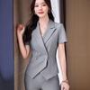 Premium Women's Summer Interview Blazer - Professional and Elegant Workwear
