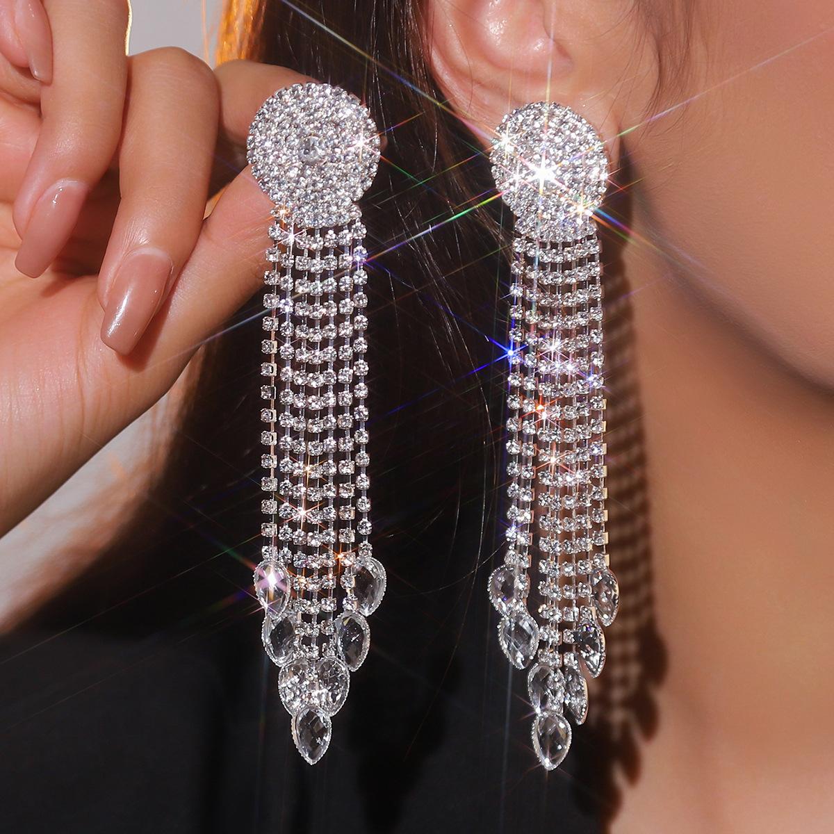 Роскошные серьги-кисти с длинной бахромой из кристаллов