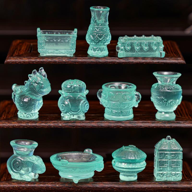 Micro-landscape Ornaments, Luminous Simulation Bronze Wares, Car Garden Landscaping Resin Craft Decorative Small Ornaments