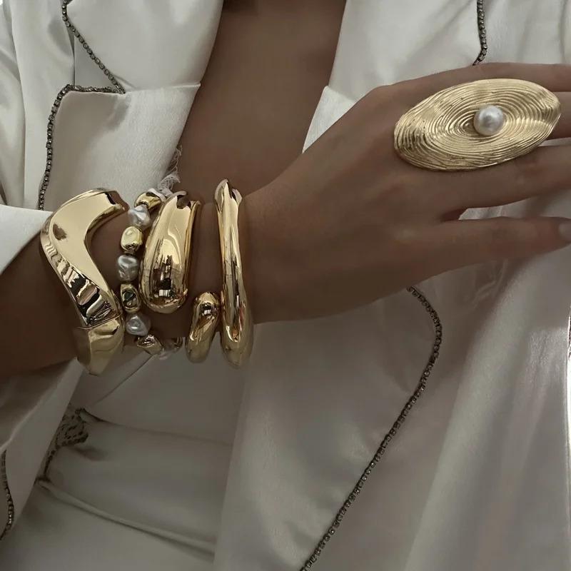 Exaggerated Metal Smooth Irregular Bracelet for Women Vintage Geometric Big Chunky Wide Cuff Bangle Hip Hop Punk Jewelry Gift