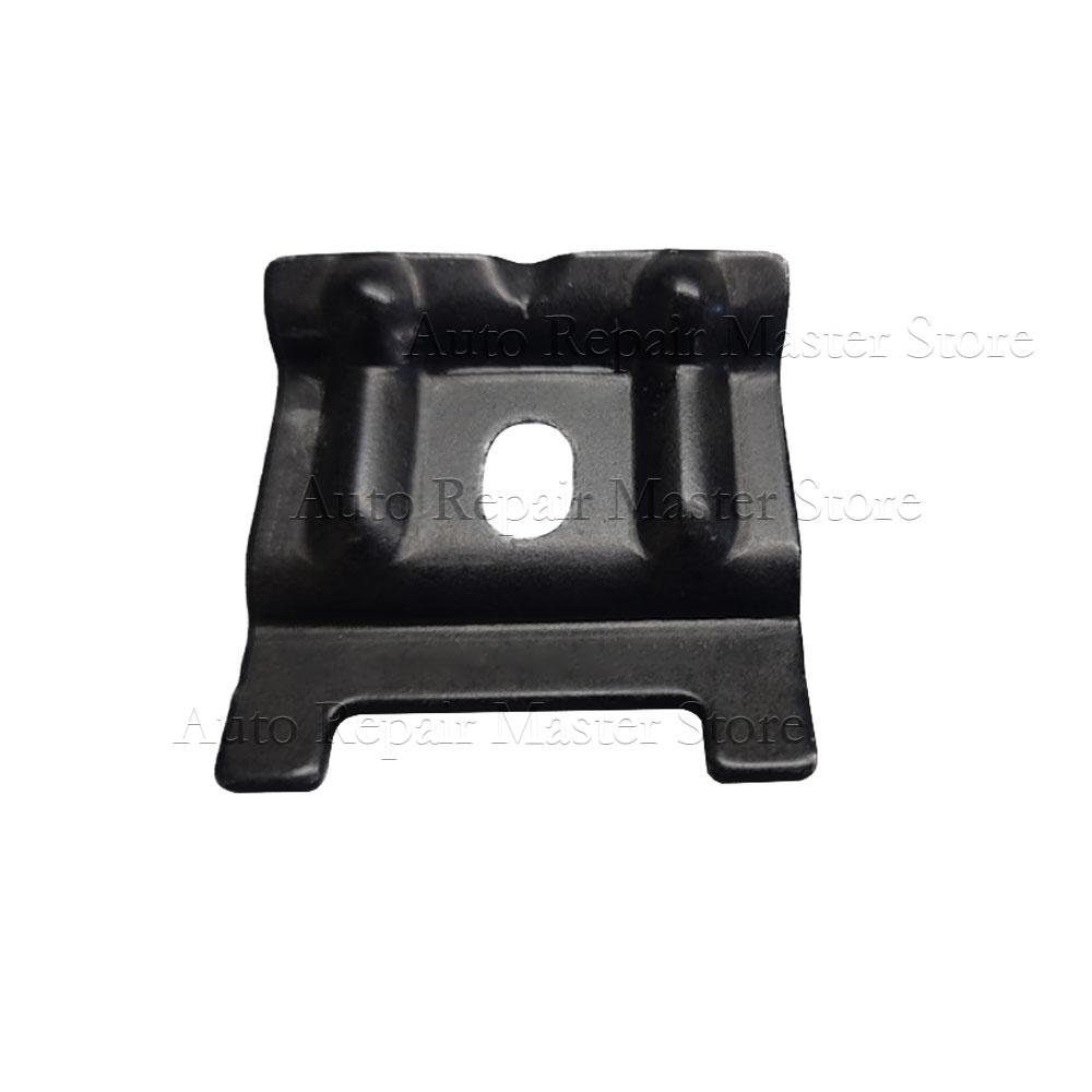 1J0803219 Tornillo de Soporte de Abrazadera de Batería Para VW Beetle CC Tiguan Touran Jetta Polo 6R Golf MK4 MK5 Passat B6 Bora Q3