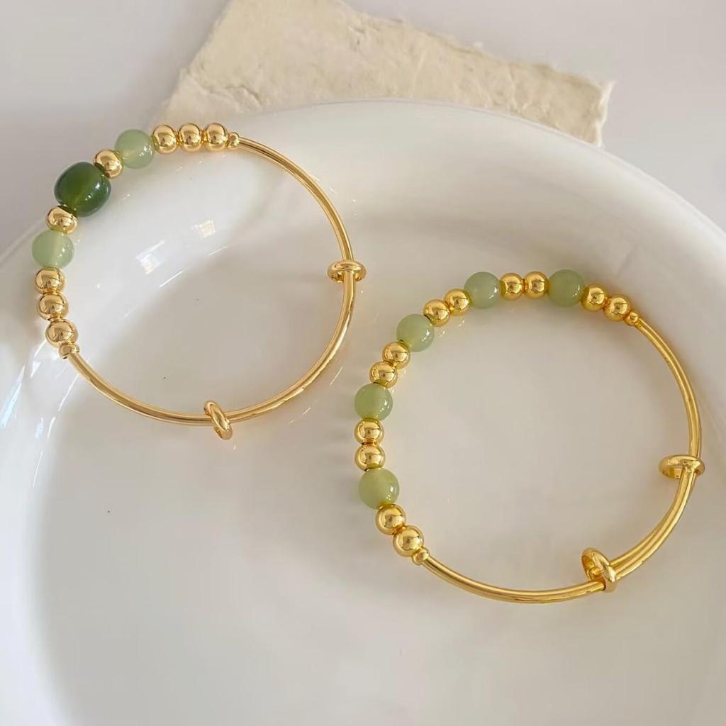Elegant Green Beaded Gold Bracelet: Retro Chinese Style, Good Luck Charm, Fashionable High-End Jewelry