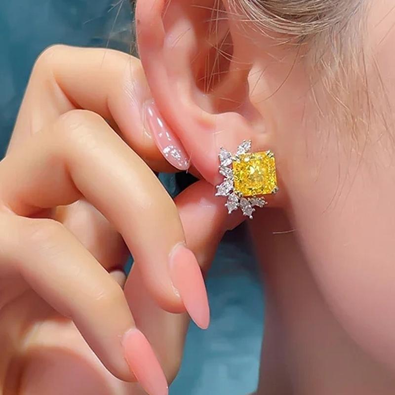 

CAOSHI Delicate Stud Earrings for Female Bright Yellow Zirconia Crystal Zircon for Engagement Ceremony Copper Color Accessories