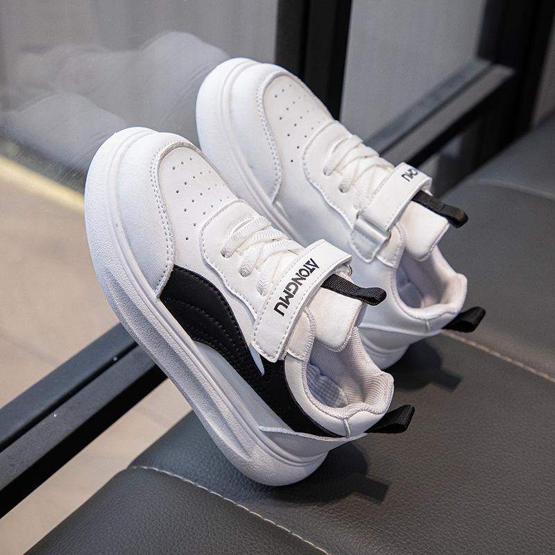 Spring New Korean Style Boys and Girls Fashion Breathable and Comfortable Soft Sole Sports Casual Shoes