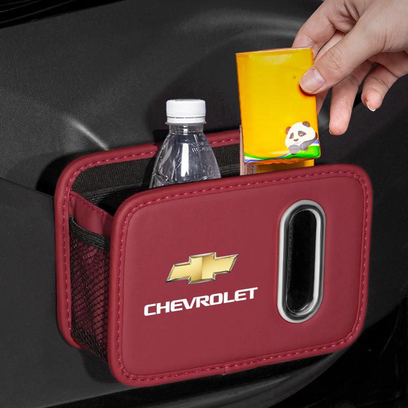 Auto-Taschentücherbox-Halter Leder Auto-Türseite Armlehne Serviettenbox Rücksitz-Tasche Für Chevrolet Spark Captiva Cruze Tracker Epica Z71