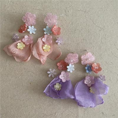 Silver Needle Seaside Resort Style Resin Flower Tassel Earrings - Exquisite, Fashionable Light Luxury Ear Jewelry