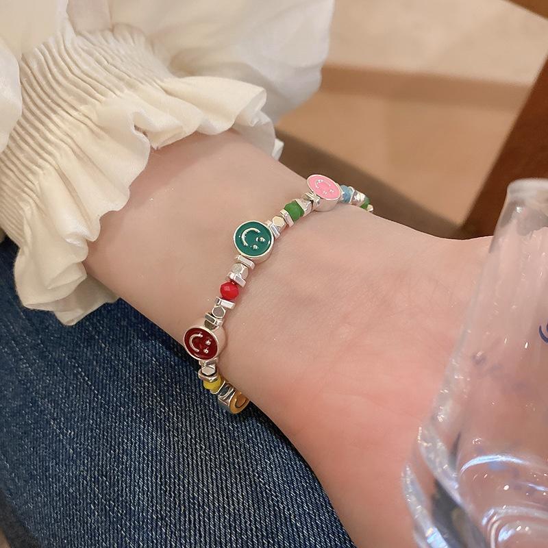 

ЕСЛИ МЕНЯ Красочный браслет из бусин с серебряной цепочкой для женщин Искусственный жемчуг Браслеты с улыбающимся лицом Ювелирные аксессуары 1