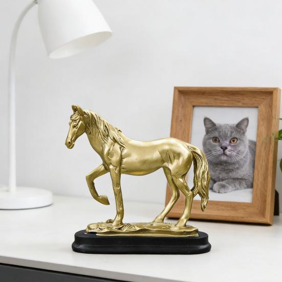 Simulated Horse Figurine Bring Good Luck Wealth Horse Resin Statue Fengshui Decoration Home Office Desktop Ornament Year of Horse Gift