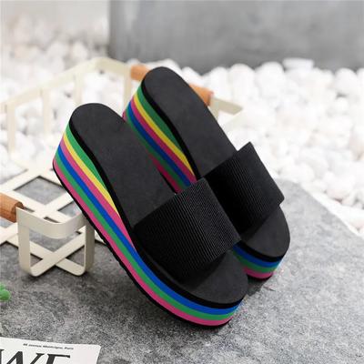 Pantofole da donna con plateau spesso Pantofole da spiaggia estive Sandali con suola morbida in Eva Pantofole con plateau alla moda estiva da donna Arcobaleno