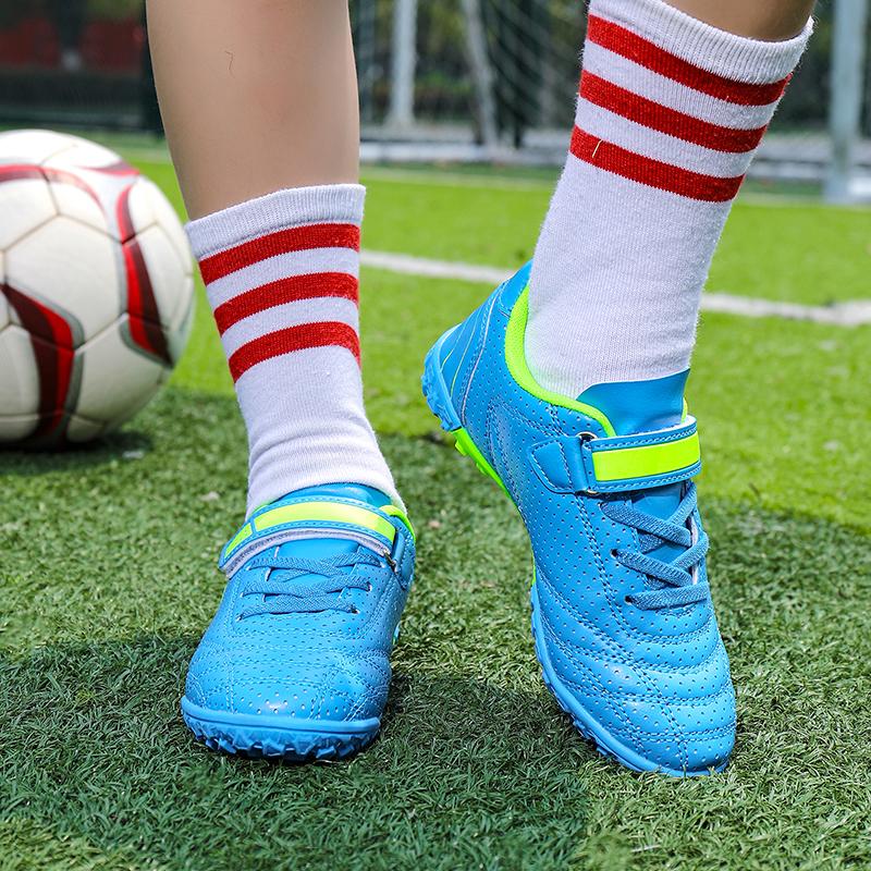 Children's Magic Sticker Rubber Soft Bottom Short Nail Football Boots