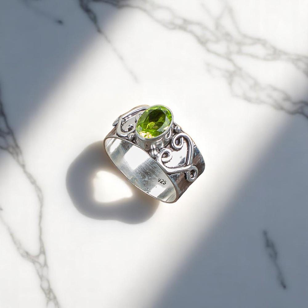 

Хризолит Драгоценный камень Ювелирные изделия из стерлингового серебра 925 пробы Кольцо ручной работы на подарок к годовщине RR-16-5 13