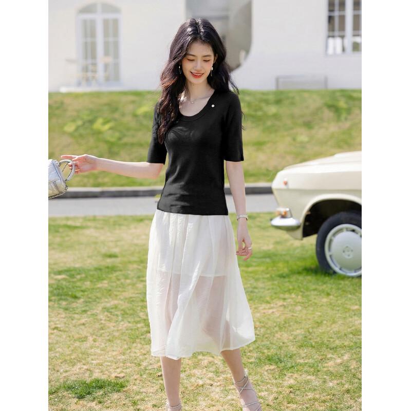 Mokana Women's Elegant Slim U-Neck Mid-Sleeve T-Shirt