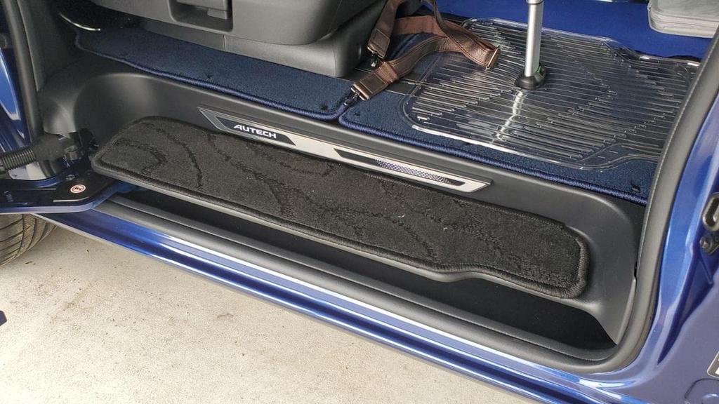 Nissan Serena C27 SERENA Step Scuff Entrance Interior 4 Pieces Mats, Plates, Mats, Dress-Up,