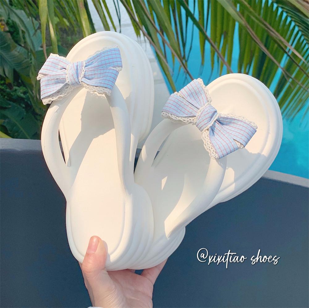 Cute bow and flip flops for students, casual wear on the beach, sandals for women, summer
