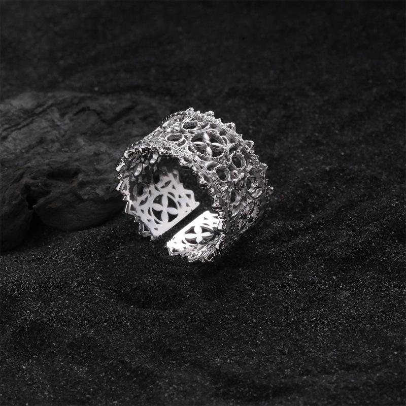 Niche Retro Retro Heavy Duty Round Bead Bean Bean Tassel Lace Hollow Ring Do Old Design Antique Wind Open Index Finger Ring Rings Party Jewelry