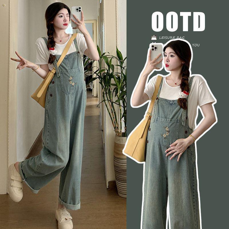 Sommermote for gravide 2026: Løs Retro Denim Overall og Slankende Hvit T-skjorte To-delt Sett