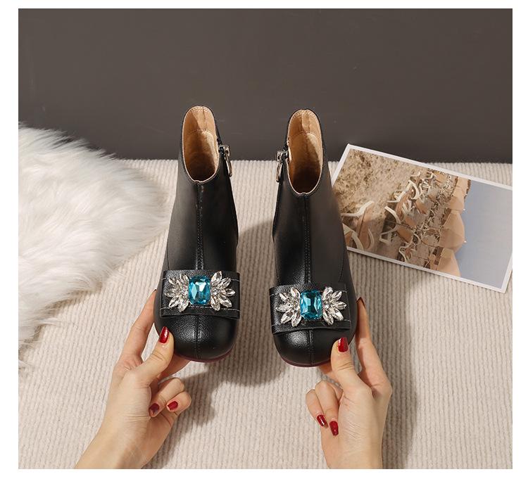 Autumn/Winter 2025 Korean Style Girls' Leather Princess Boots: Velvet-Lined, Soft Sole Short Boots
