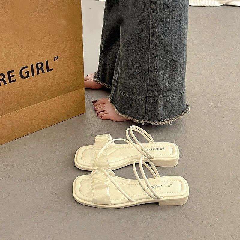 French Fairy Wind Flat Sandals Female Summer Fashion with Skirt 2025 New High-end Roman Beach Sandals