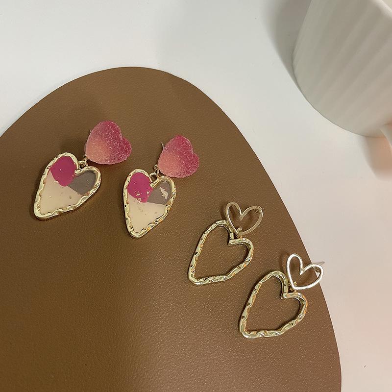 

S925 Silver Needle Pink Irregular Heart Stud Earrings with Ear Clips