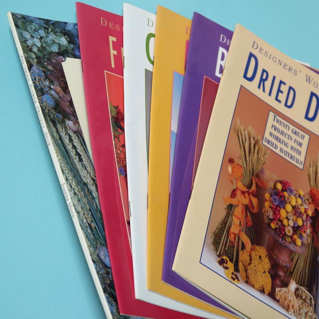 [USED] Sale! Set of 6 "Flower Arrangement Workbook" books - Dried Flowers