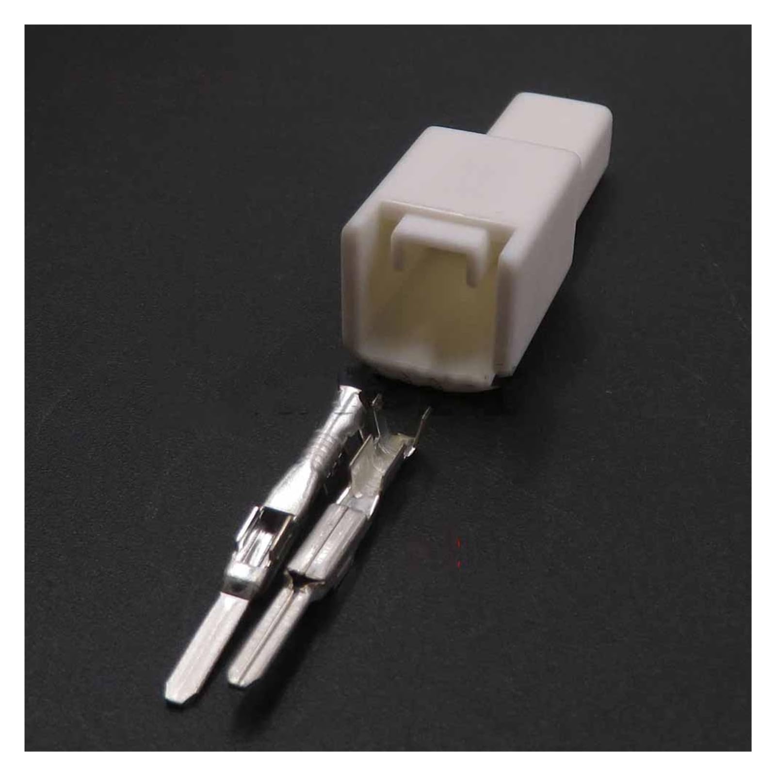 

SIYUEYISHI 4A1240-0001 7283-2345 1300-9342 90980-12498(WHITE) 5 Set 2 Holes Car Cigarette Lighter Cable Harness Socket with Terminal One Size белый