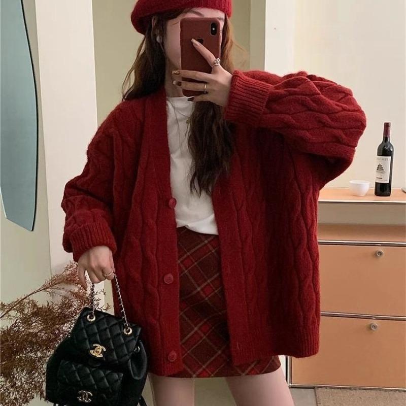 

Twist solid color sweater jacket women s autumn and winter new thickened loose V-neck outer wear lazy wind knitted cardigan One size