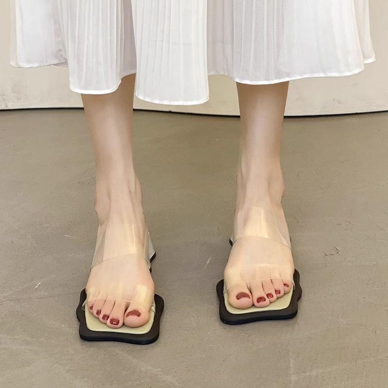Fashion versatile women's design sense niche transparent cool slippers thick heel 2025 new popular slippers women's summer wear
