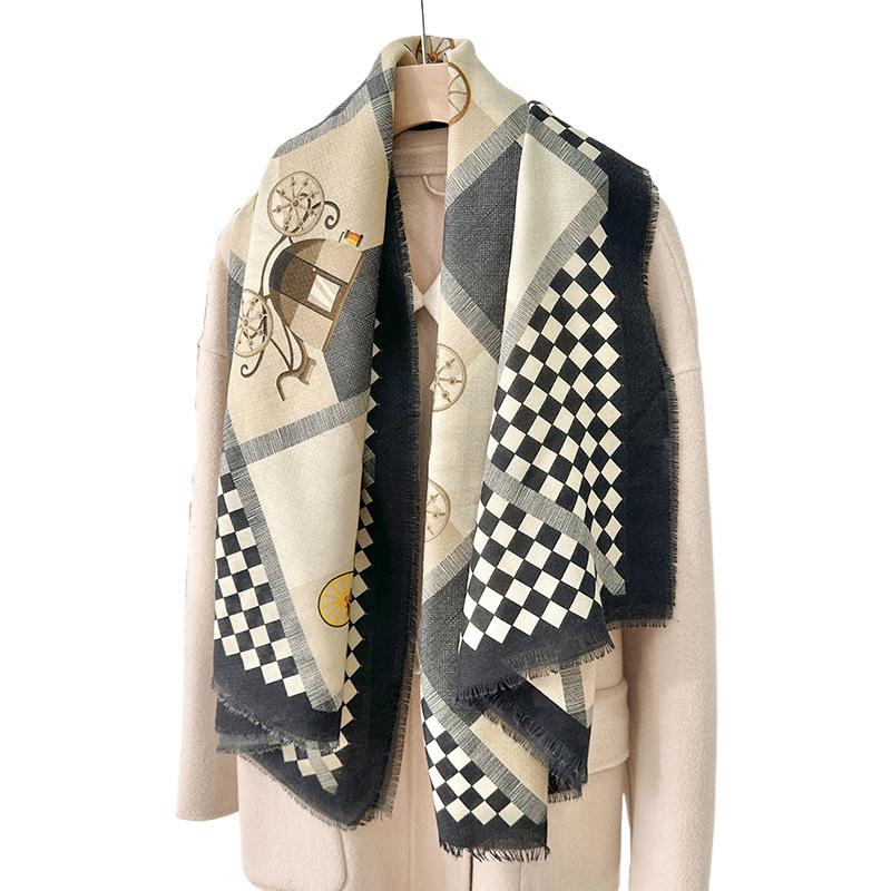 Women's fashion printed cotton and linen with large square towels, air-conditioned room style design, trendy style, and shawl outside.