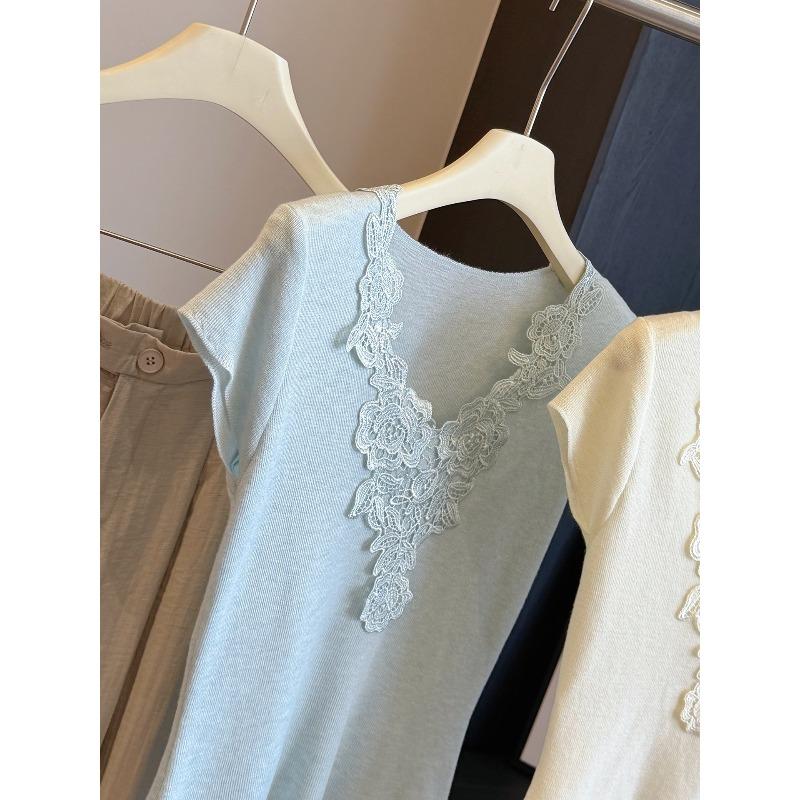 

Fashion lace short-sleeved knitted sweater women s summer design temperament V-neck versatile slim-fitting top one size
