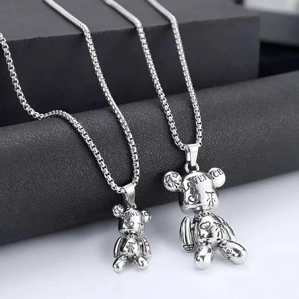 New Simple Niche Creative Trend Movable Bear Pendant Necklace Hip Hop Men and Women Punk Couple Sweater Chain Female GiftJewelry